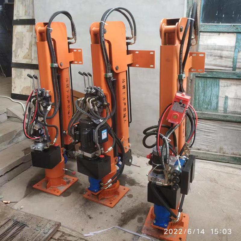 观塘区重汽蓝牌随车吊 3.2吨 国六动力强 液压驱动 农用自卸起重机